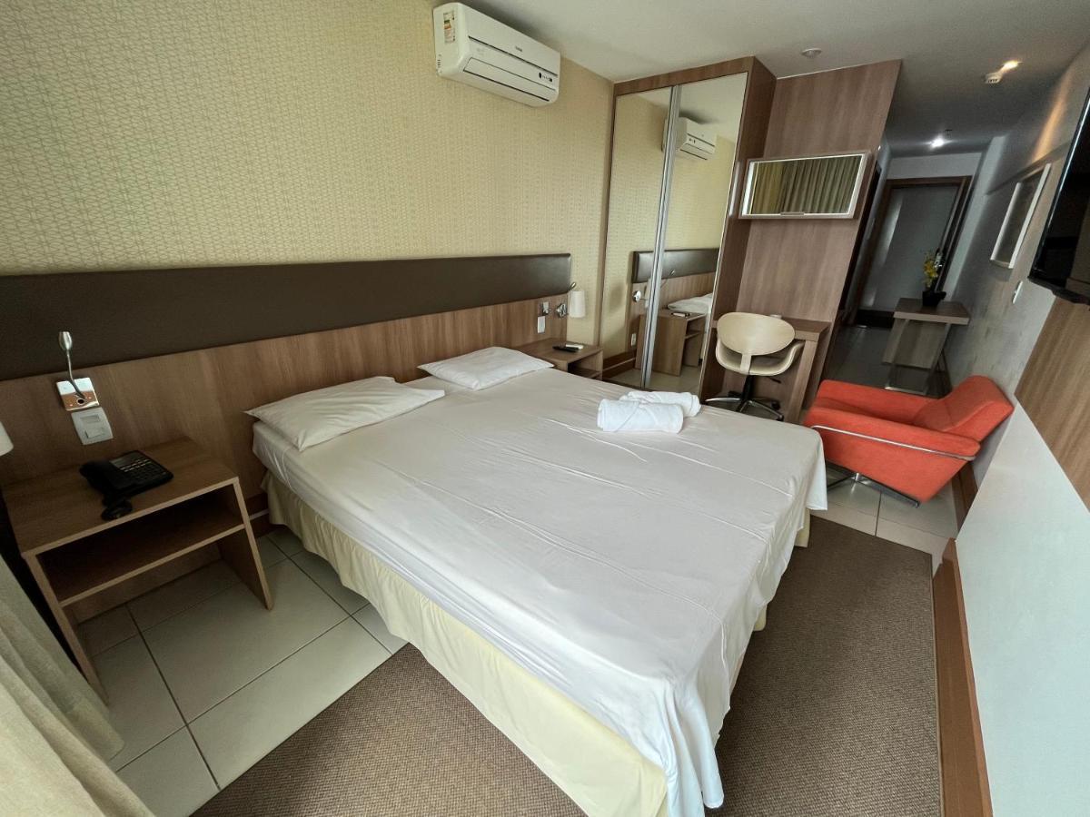 Quarto Duplo