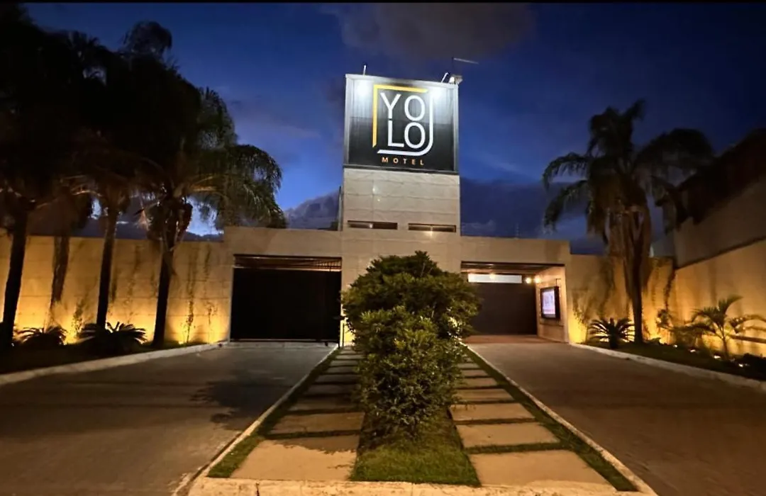 Yolo Motel-1