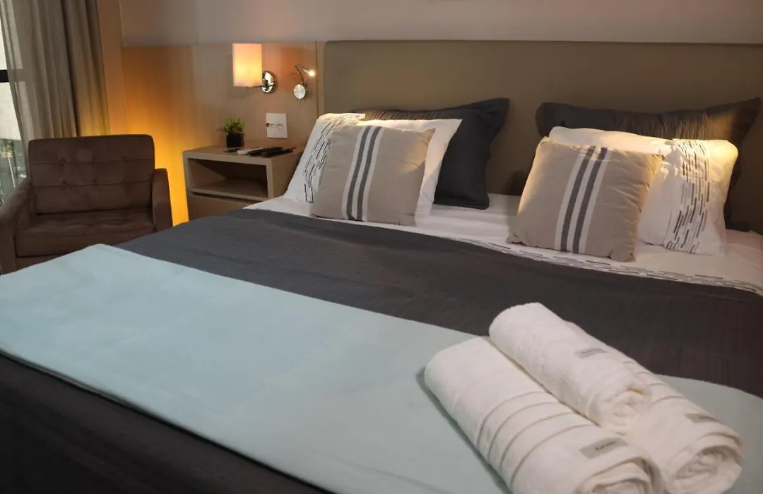 Flat Premium Particular Cullinan Hotel-1