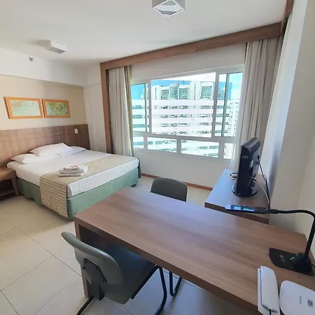 FLAT SAINT MORITZ EXPRESS, SHN QUADRA 1, AO LADO DA ESPLANADA DOS MINISTÉRIOS, PRÓXIMO AO ESTÁDIO MANÉ GARRINCHA, COM WI-FI, SMART TV, PISCINA, ACADEMIA, SAUNA, HIDROMASSAGEM By REI DOS FLATS-3