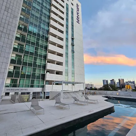 FLAT NO MERCURE BRASÍLIA LIDER, AO LADO DA ESPLANADA DOS MINISTÉRIOS, ESTÁDIO MANÉ GARRINCHA E CENTRO DE CONVENÇÕES, COM PISCINA, ACADEMIA, RESTAURANTE, RECEPÇÃO 24HS By REI DOS FLATS-2